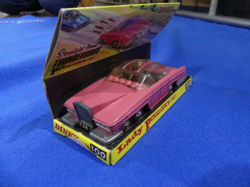 A Dinky 100 'Lady Penelope's Fab 1', on original card display stand, lacking front and rear - Image 2 of 5