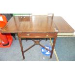 An Edwardian mahogany Pembroke Table, inlaid with satinwood cross banding and fans, with one