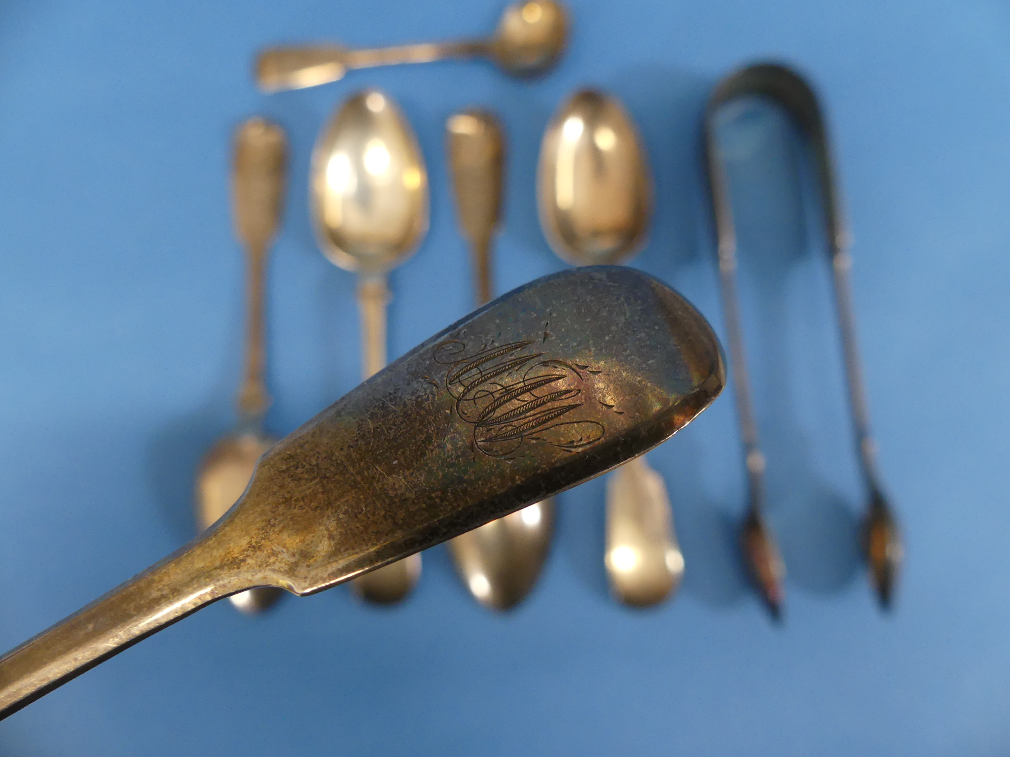 A set of five Victorian silver Teaspoons, by John Stone, hallmarked Exeter, 1851, fiddle pattern, - Image 2 of 6