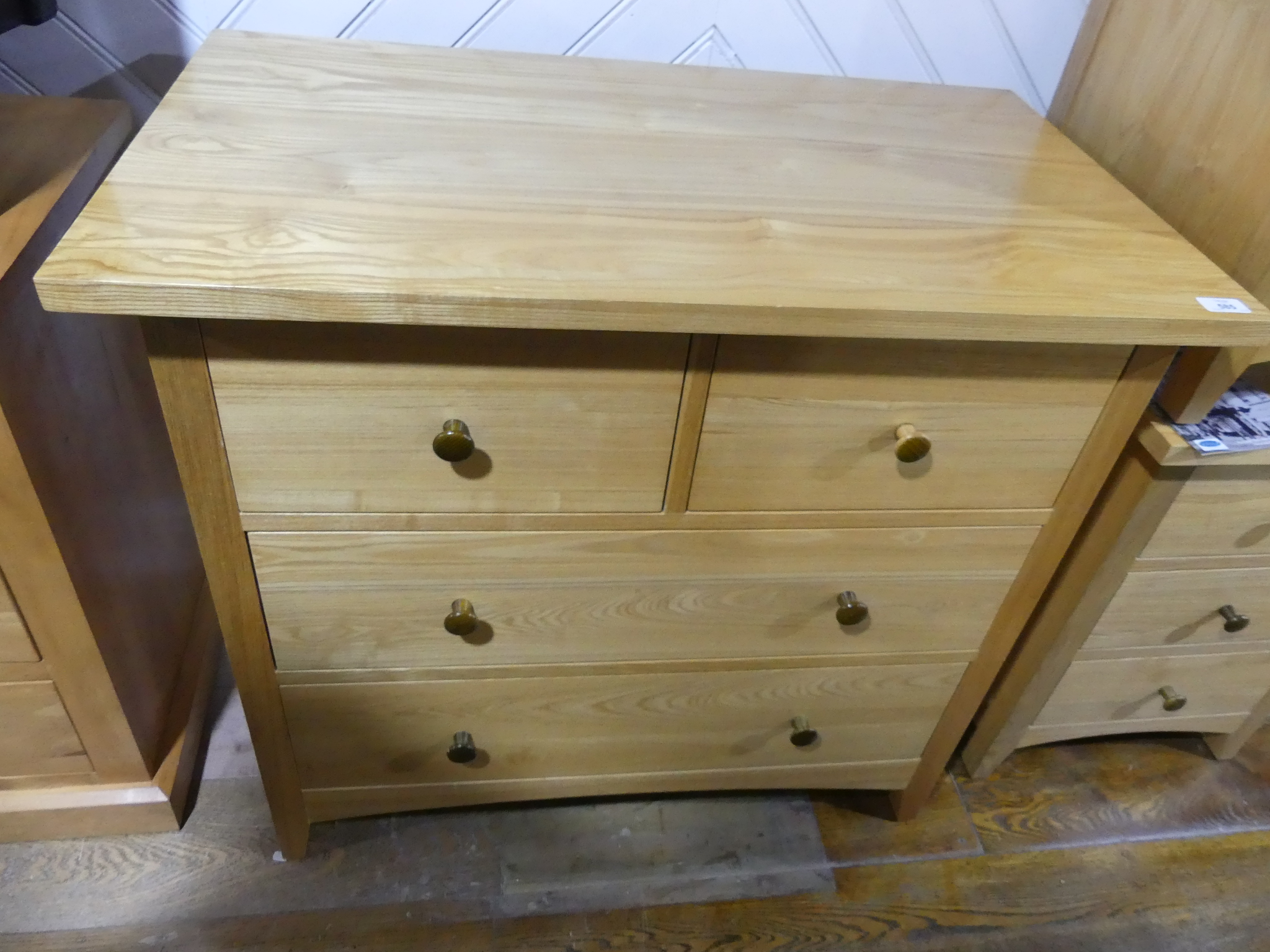 A good quality modern light oak Shaker-style Chest of Drawers, two short above two long, 35in wide x - Image 2 of 2