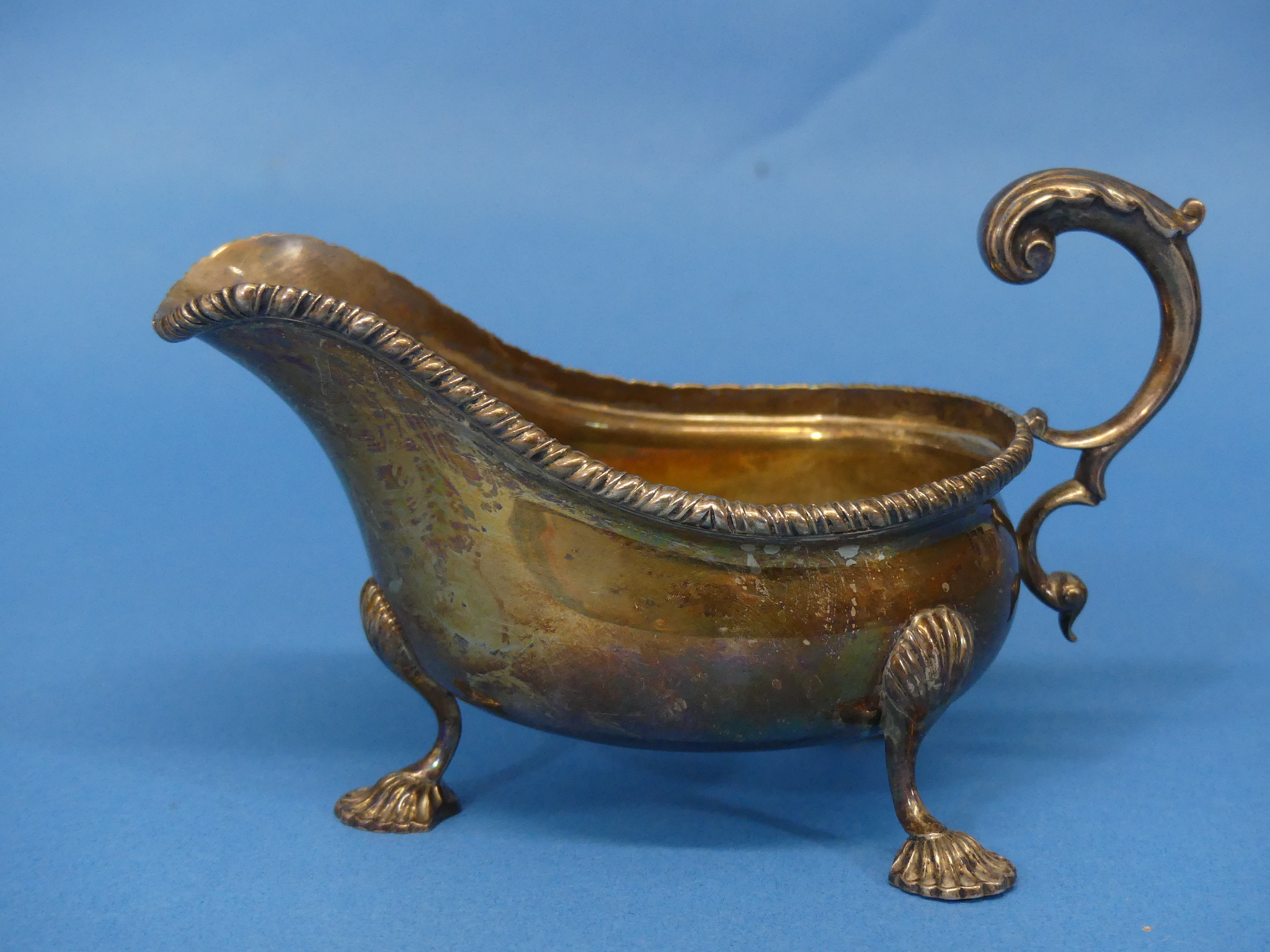 An Edwardian silver Sauce Boat, by C S Harris & Sons Ltd., hallmarked London, 1907, of traditional