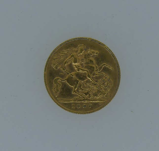 An Edwardian gold Half Sovereign, dated 1907. - Image 3 of 4