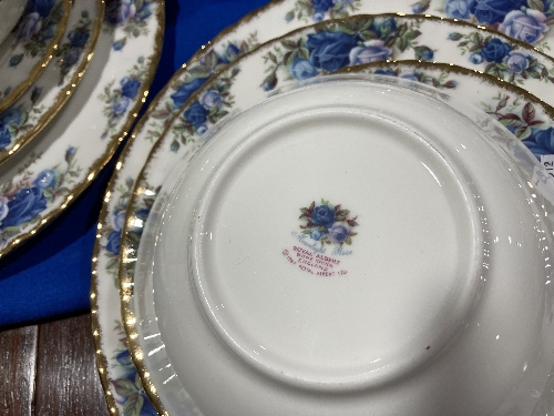 A Royal Albert 'Moonlight Roses' pattern part Dinner and Tea Service, to include a 'Posy Bowl' , sic - Image 7 of 7