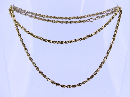 An 18ct yellow gold ropetwist Chain, 24in (61cm) long, approx total weight 8.5g.