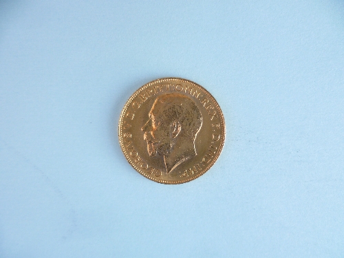 A George V gold Sovereign, dated 1925. - Image 2 of 2