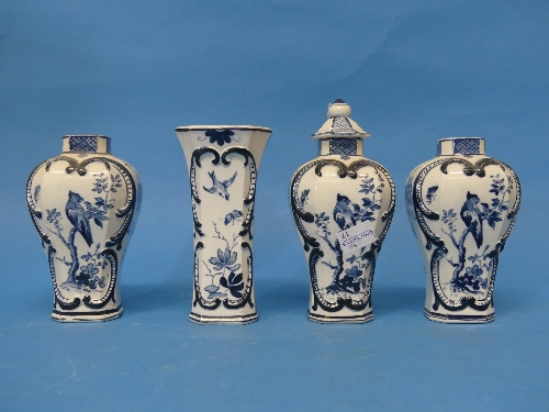 An antique Chinese-style Blue and White Vase and Cover, marked V&B, probably Villeroy and Boch, to - Image 2 of 4