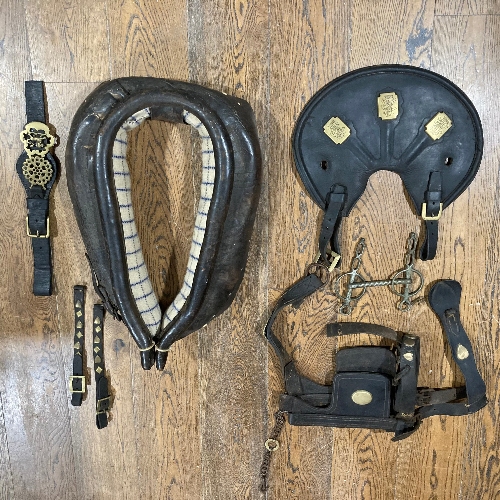 Equestrian interest; a selection of antique carthorse tack, - Image 2 of 18