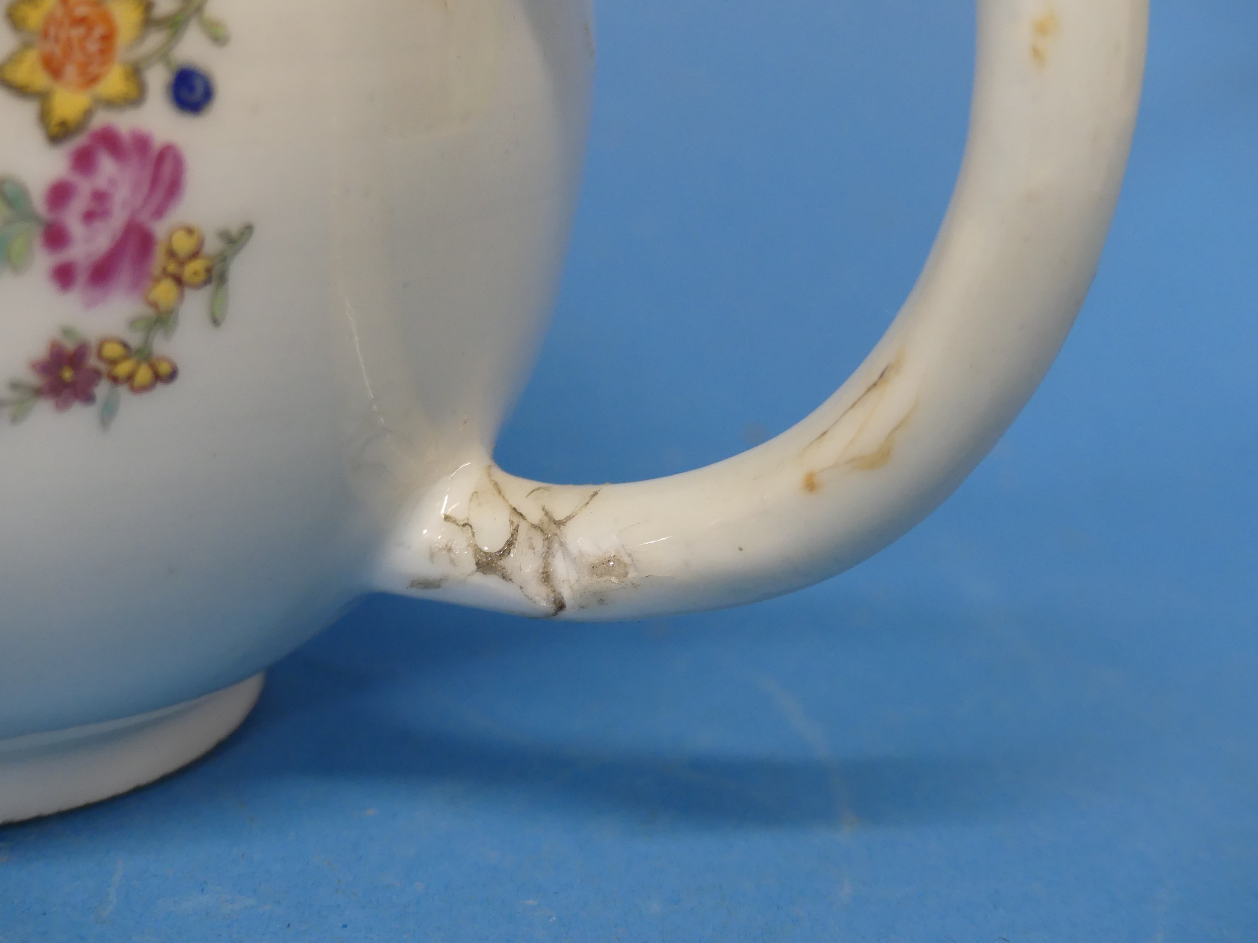 An 18thC Chinese Export Armorial Teapot, decorated in floral sprays with central crest and gilded - Image 11 of 16