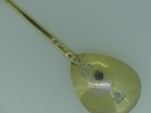 An Elizabeth I West Country silver gilt seal top Spoon, by Christopher Easton (Eston), Exeter, - Image 6 of 9
