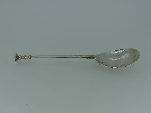 A Charles I West Country silver seal top Spoon, by John Lavers, Exeter, circa 1635, with town mark - Image 8 of 8