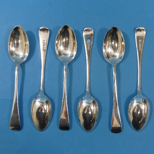 A set of six Edwardian silver Dessert Spoons, by John Round & Son Ltd., hallmarked Sheffield,