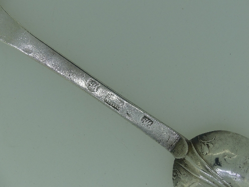 A William III West Country silver lace back Trefid Spoon, by John Murch, Plymouth, with makers - Image 4 of 10