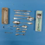 A George V silver Spoon and Fork Set, by Walker & Hall, hallmarked Sheffield, 1915, Kings Pattern,