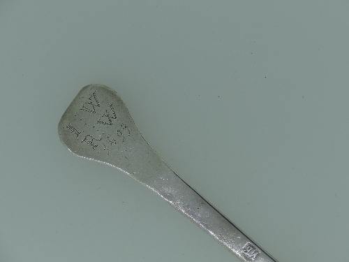 A William III West Country silver lace back Trefid Spoon, by John Murch, Plymouth, with makers - Image 5 of 10