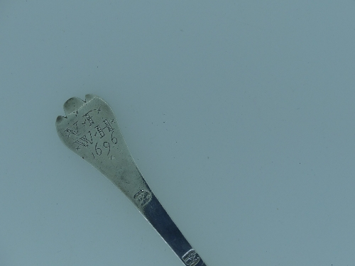 A William III West Country silver Trefid Spoon, by Nicholas Browne, makers mark struck three times - Image 5 of 8