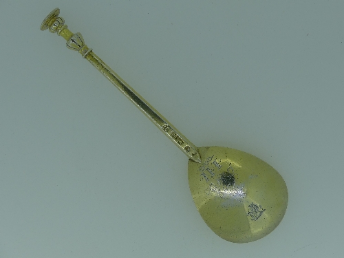 An Elizabeth I West Country silver gilt seal top Spoon, by Christopher Easton (Eston), Exeter, - Image 4 of 9