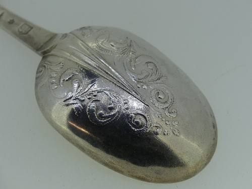 A William and Mary West Country silver lace back Trefid Spoon, by John Murch, Plymouth, makers - Image 11 of 11
