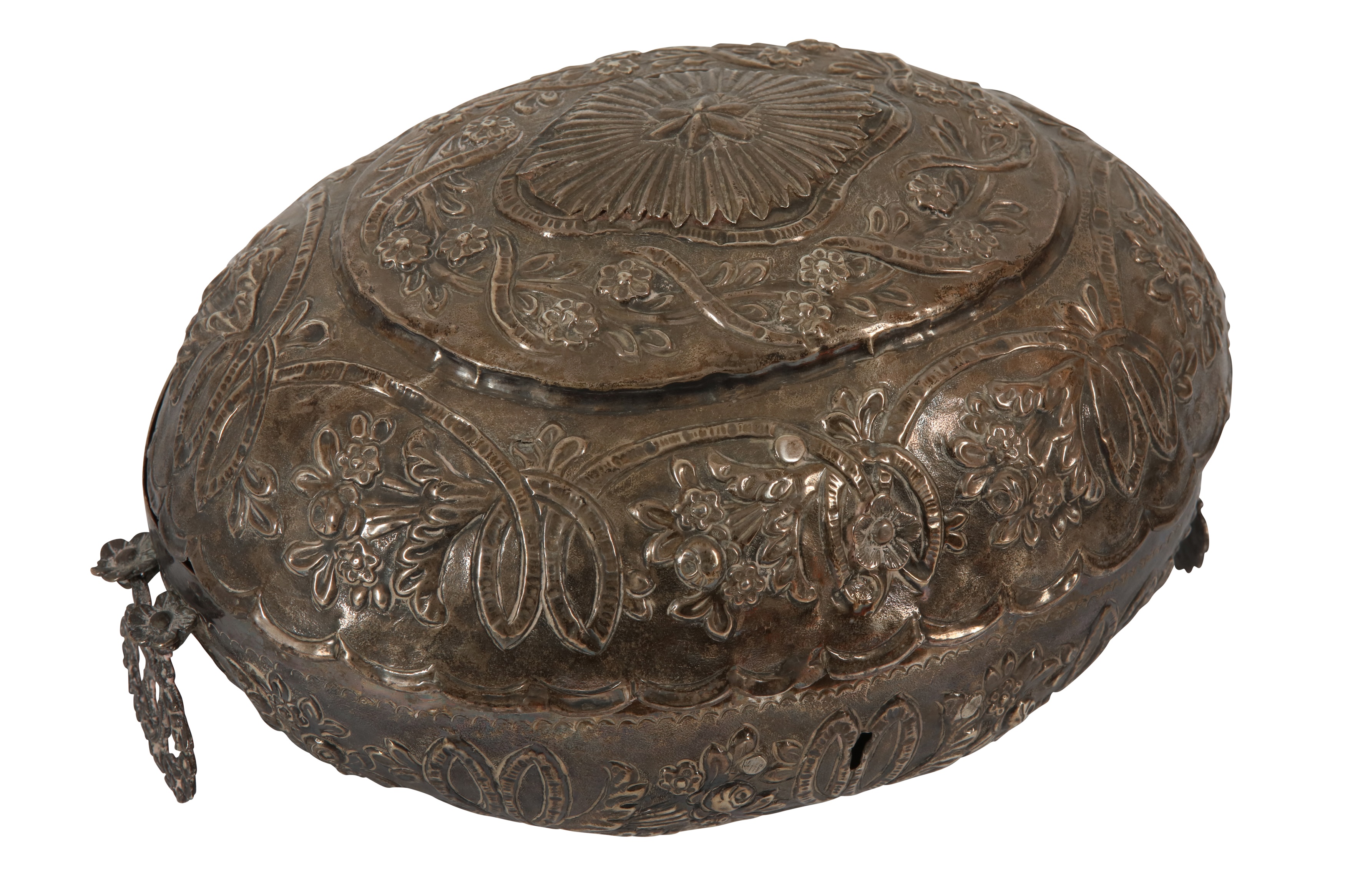 AN OTTOMAN SILVER OVAL CASKET OR SPICE BOX, LATE 19TH/EARLY 20TH CENTURY - Image 3 of 3