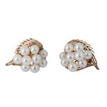 A PAIR OF CULTURED PEARL EARRINGS