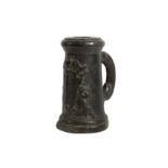 A MID 18TH CENTURY ITALIAN BRONZE GUN POWDER MORTAR WITH PAPAL CREST