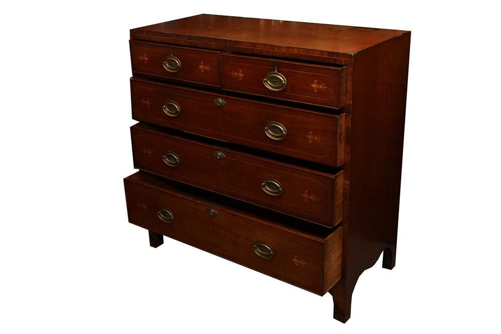 A GEORGE III MAHOGANY AND INLAID CHEST - Image 2 of 12