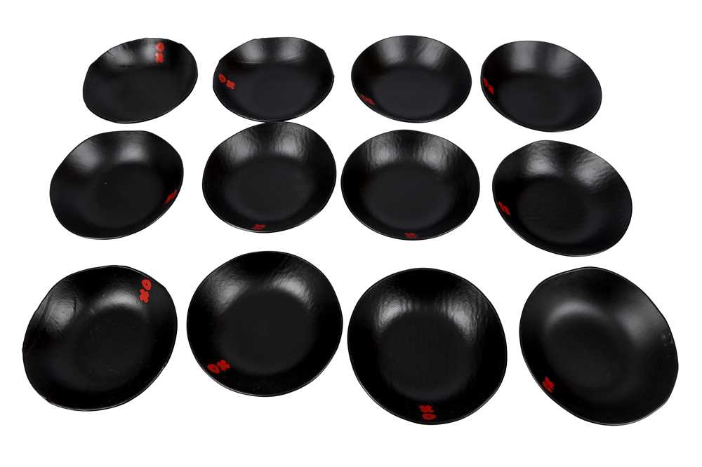 LUESMA & VEGA, SPAIN, A SET OF TWELVE BLACK GLASS BOWLS, 21ST CENTURY