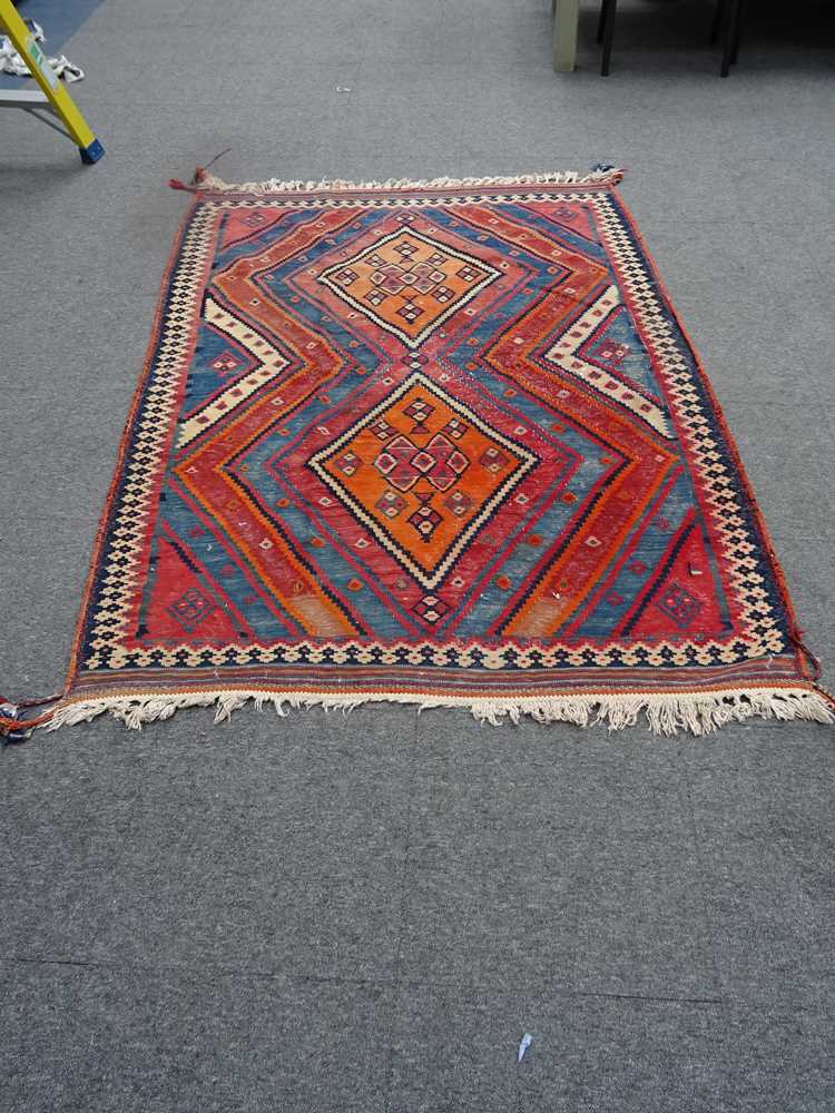 A SOUTH-WEST PERSIAN KILIM, PROBABLY FROM THE SHIRAZ TRIBE - Image 2 of 8