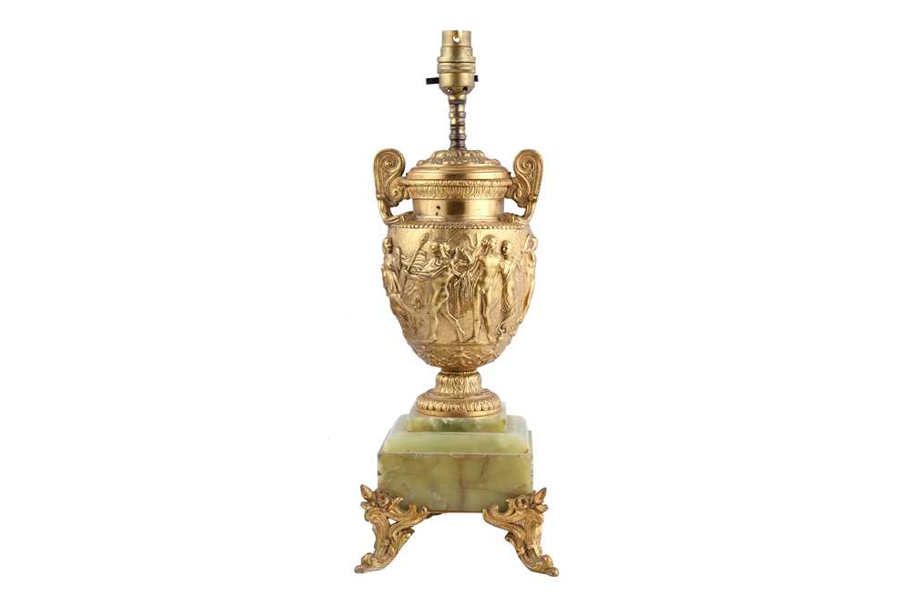 A GILT METAL NEOCLASSICAL VASE, LATE 19TH/ EARLY 20TH CENTURY - Image 3 of 3