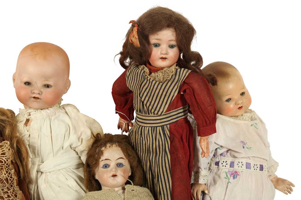 DOLLS: AN ARMAND MARSEILLE BISQUE HEAD DOLL - Image 4 of 5