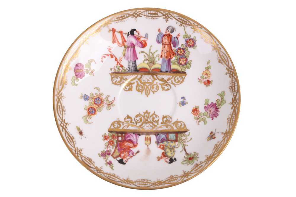 THREE CONTINENTAL PORCELAIN GILT AND PAINTED TEA CUPS, IN THE MEISSEN TASTE, LATE 19TH CENTURY - Image 2 of 10