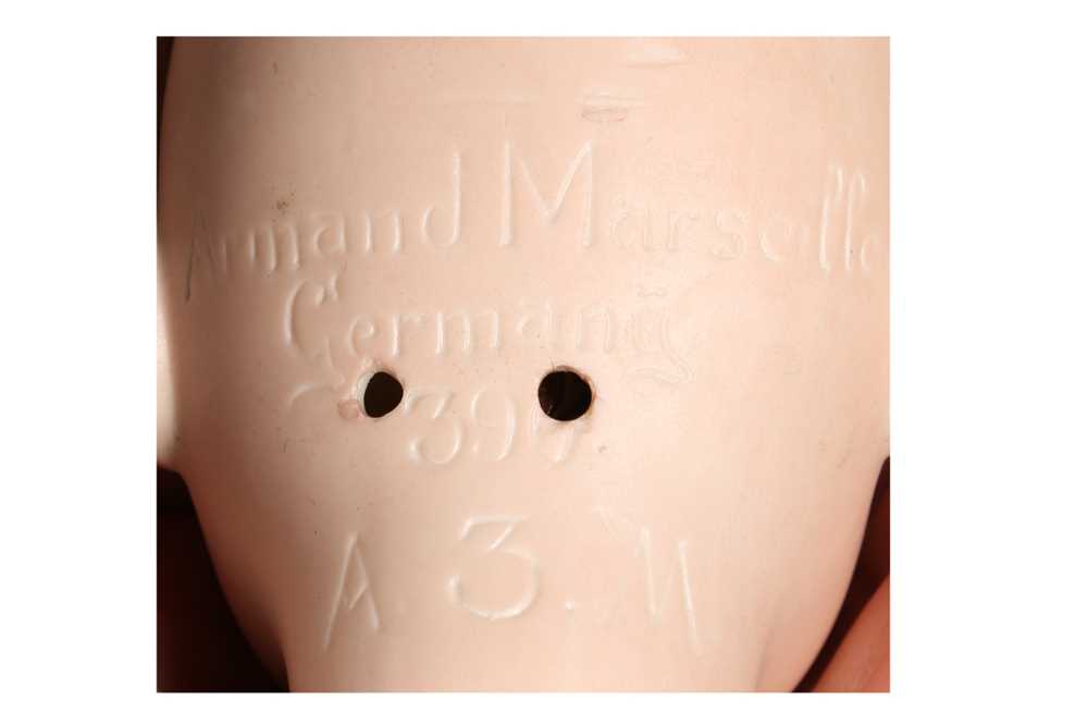 DOLLS: AN ARMAND MARSEILLE 390 BISQUE DOLL HEAD, EARLY 20TH CENTURY - Image 12 of 15