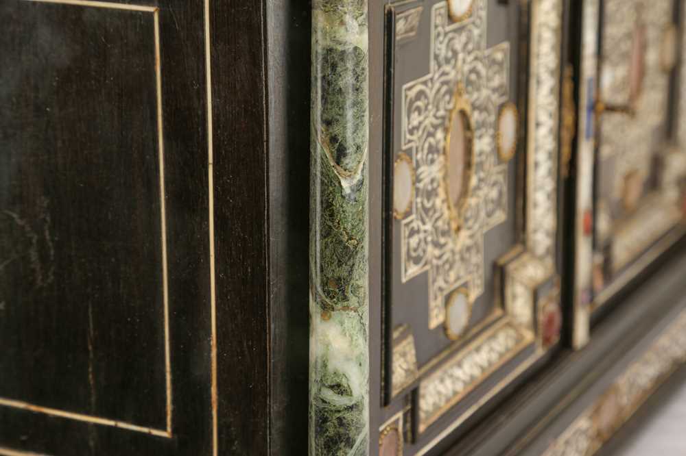 A 19TH CENTURY ITALIAN EBONISED, HARDSTONE AND IVORY INLAID TABLE CABINET - Image 5 of 12