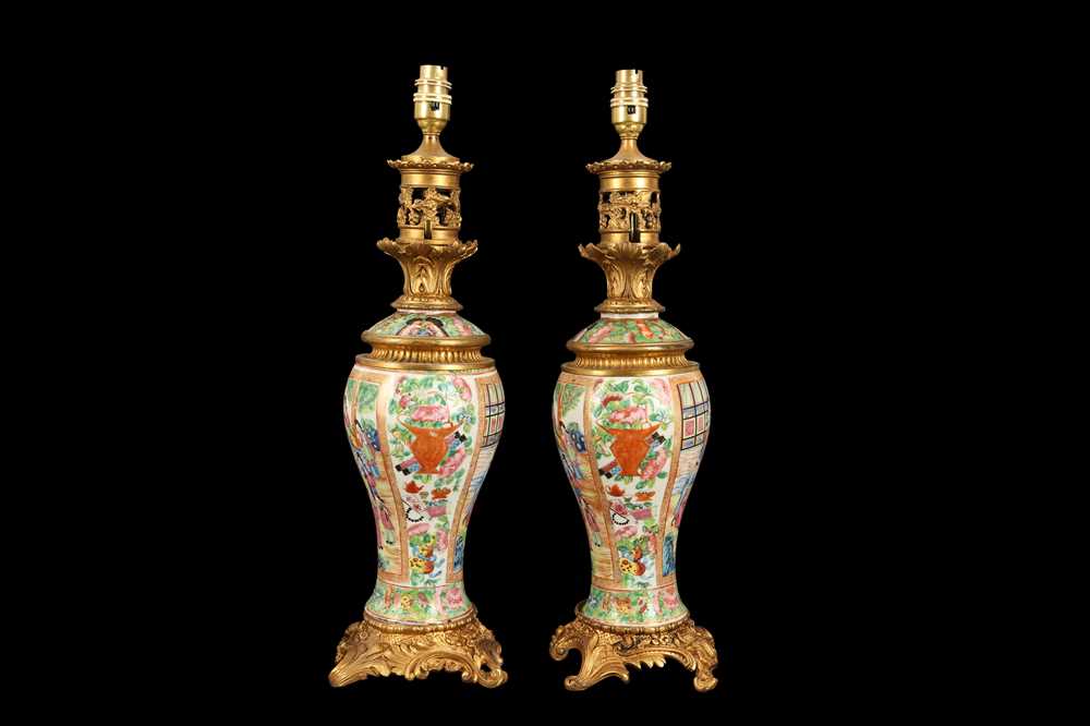 A PAIR OF LATE 19TH CENTURY CHINESE FAMILLE ROSE PORCELAIN LAMP BASES - Image 7 of 9