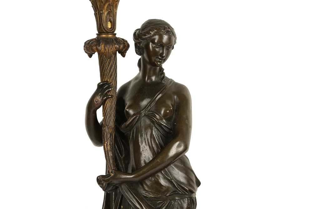 A LARGE AND IMPRESSIVE PAIR OF 19TH CENTURY BRONZE FIGURAL CANDELABRA LAMPS NAPOLEON III PERIOD, IN - Image 6 of 8