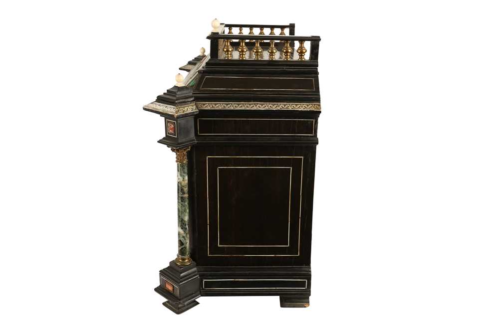 A 19TH CENTURY ITALIAN EBONISED, HARDSTONE AND IVORY INLAID TABLE CABINET - Image 6 of 12