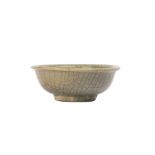 A CHINESE CELADON CRACKLE-GLAZED BOWL.