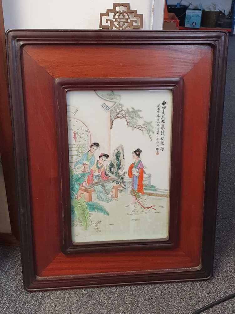 A CHINESE FAMILLE ROSE 'LADIES' PANEL. - Image 4 of 11