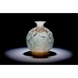 RENÉ LALIQUE (FRENCH, 1860-1945):