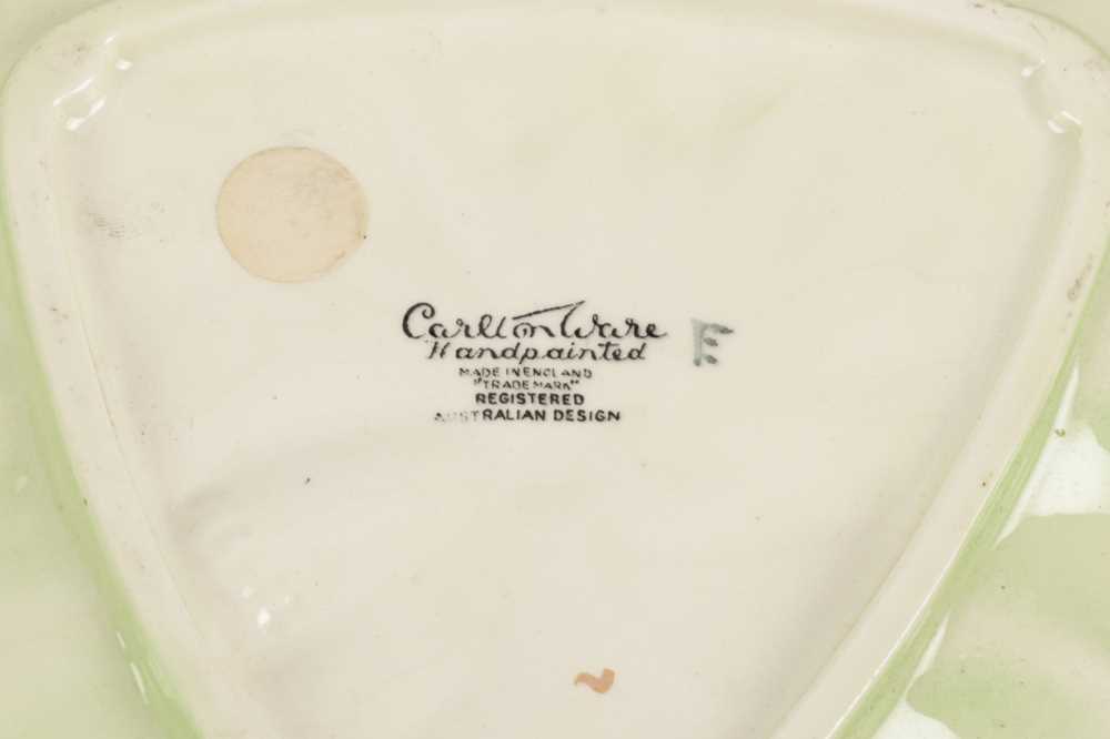 A COLLECTION OF CARLTONWARE LEAF FORM POTTERY WARES, 20TH CENTURY - Image 2 of 24
