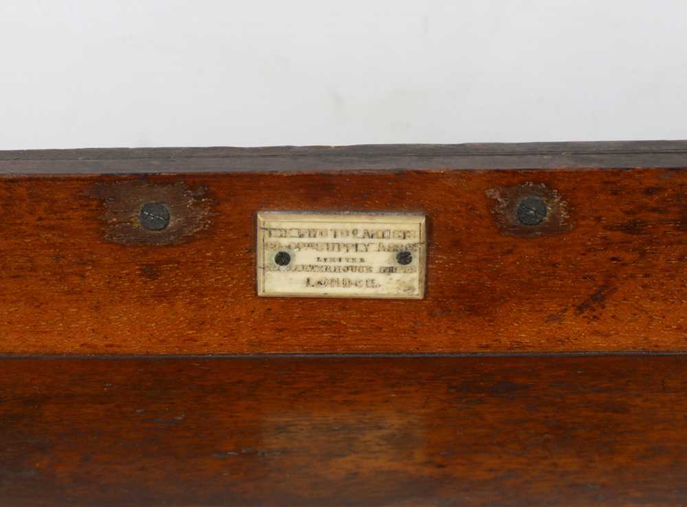 An Important Mahogany & Brass Carte Des Visite Studio Camera - Image 4 of 7