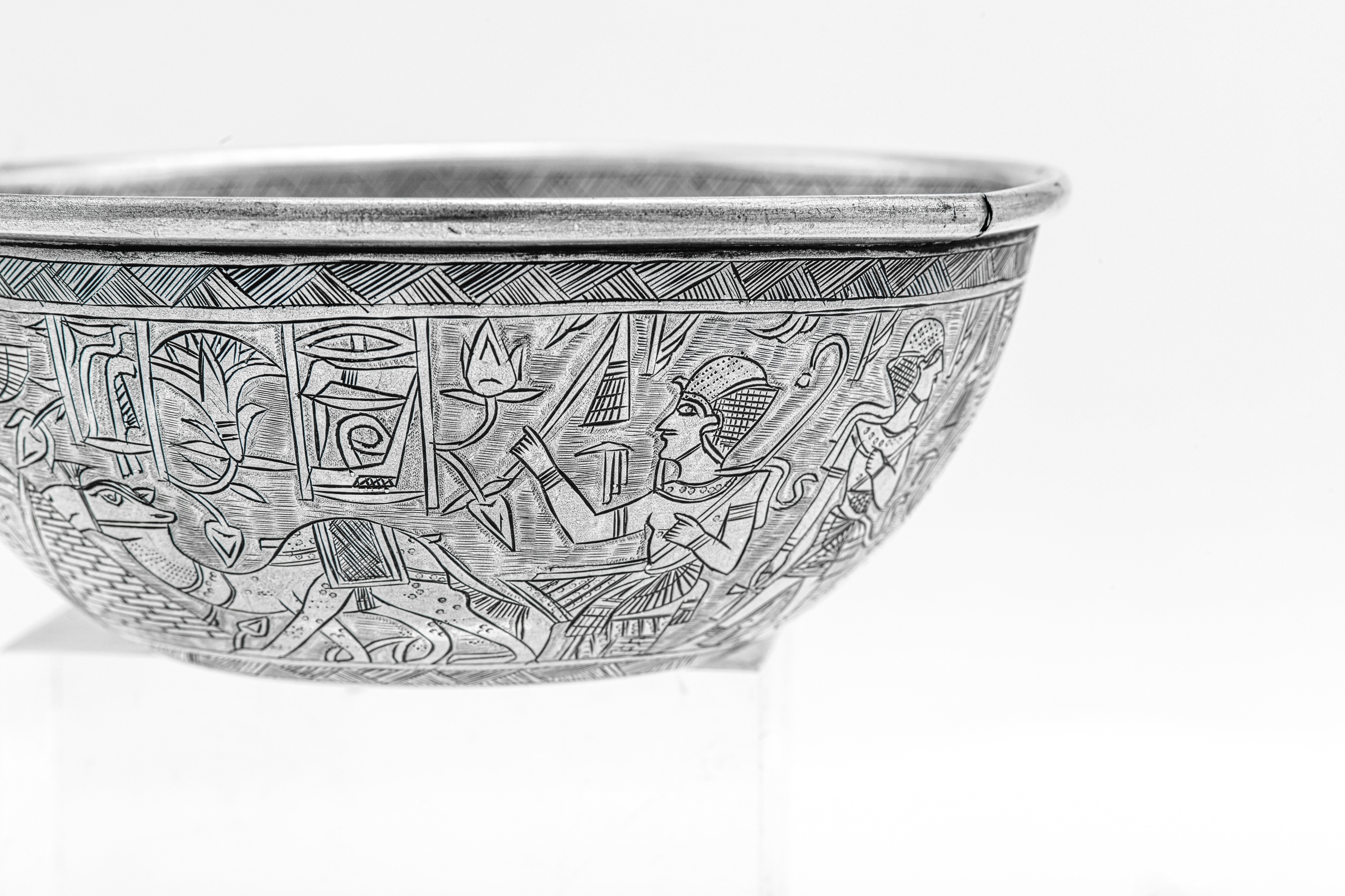 Two early 20th century Egyptian silver bowls, one marked for Cairo 1924 - Image 8 of 9