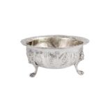 A George III sterling silver sugar bowl, London 1819 by William Fountain (reg. 1st Sept 1794)