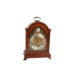 A GEORGE III STYLE MAHOGANY BRACKET CLOCK BY ELLIOT, LONDON, MID/LATE 20TH CENTURY