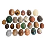 A COLLECTION OF SPECIMEN MARBLE AND AGATE EGGS OR HAND COOLERS