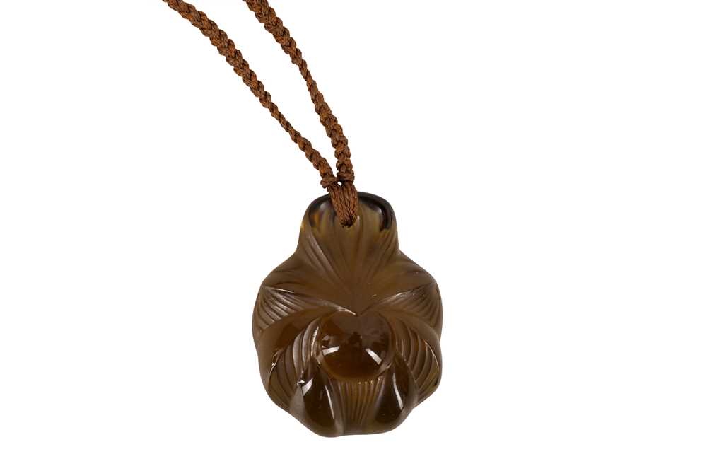 LALIQUE- A PALM FRONDS GRISELDA PENDANT - Image 2 of 2