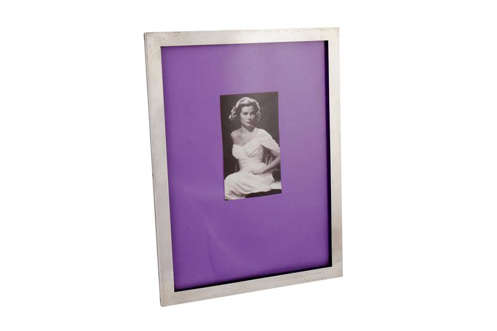 A LARGE STIRLING SILVER PHOTOGRAPH FRAME