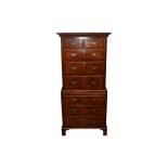 A GEORGE II STYLE WALNUT CHEST ON CHEST OF SMALL PROPORTIONS, EARLY 20TH CENTURY