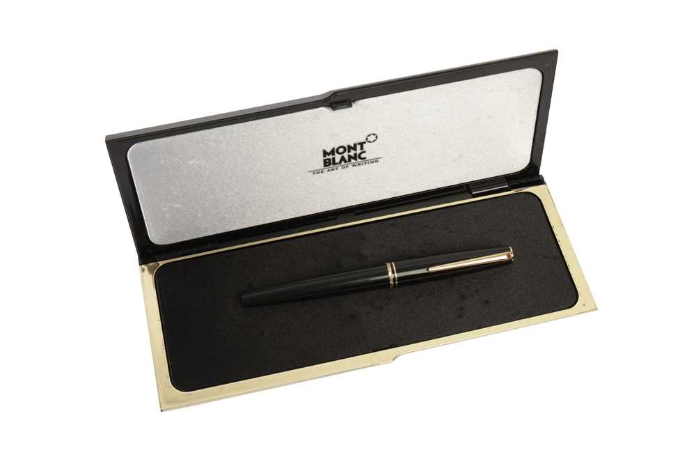 A GERMAN MONTBLANC MEISTERSTUCK ‘CLASSIC’ FOUNTAIN PEN