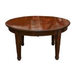 A MAHOGANY WIND OUT EXTENDING DINING TABLE, EARLY 20TH CENTURY