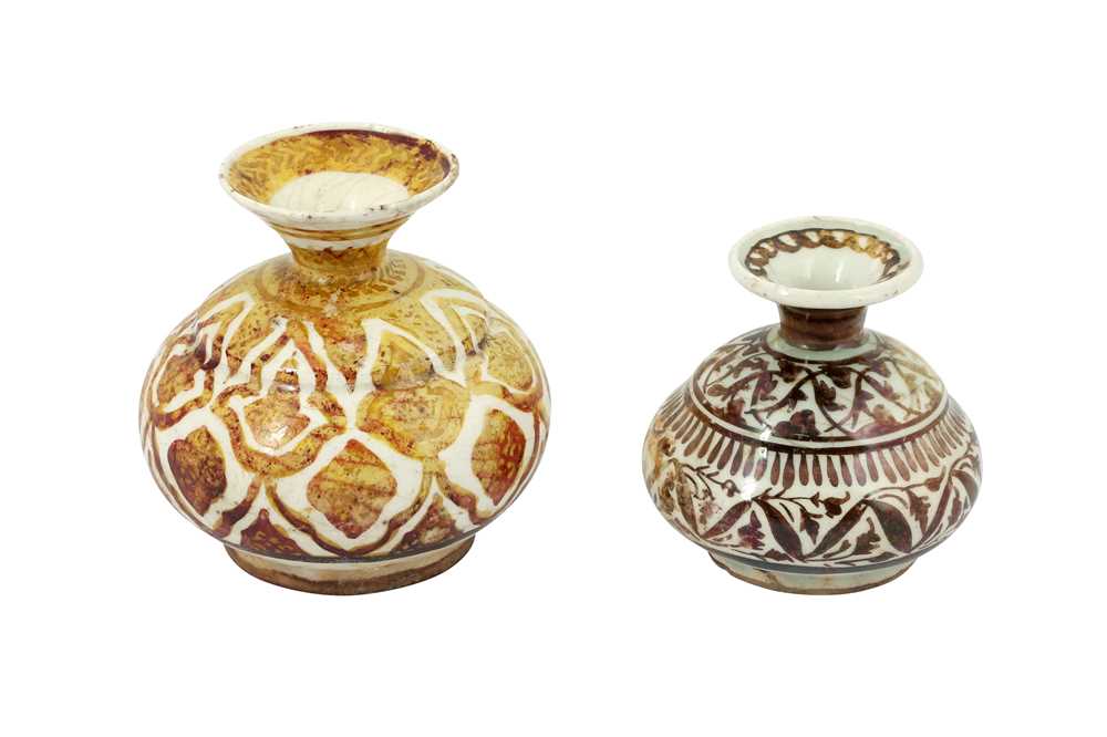 TWO SAFAVID COPPER LUSTRE-PAINTED POTTERY BOTTLES Iran, 17th century - Image 2 of 3